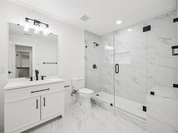 2516  Sunridge Road , Carrollton Texas 75006