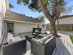 6415  Axton Lane , Dallas Texas 75214