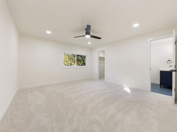 6415  Axton Lane , Dallas Texas 75214