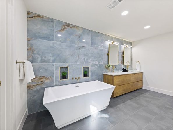 6415  Axton Lane , Dallas Texas 75214