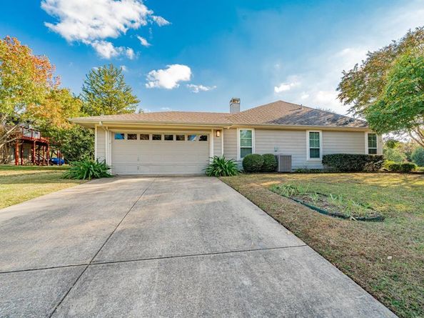 116  James Drive , Heath Texas 75032