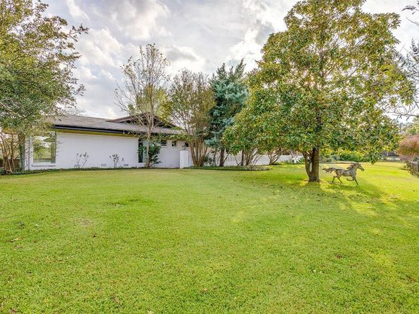 4301  Briarhaven Road , Fort Worth Texas 76109