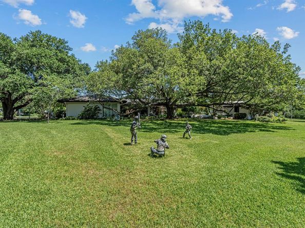 4301  Briarhaven Road , Fort Worth Texas 76109