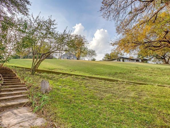 4301  Briarhaven Road , Fort Worth Texas 76109