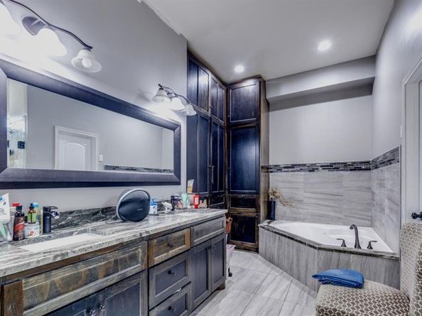 7419  Barberton Drive , Houston Texas 77036