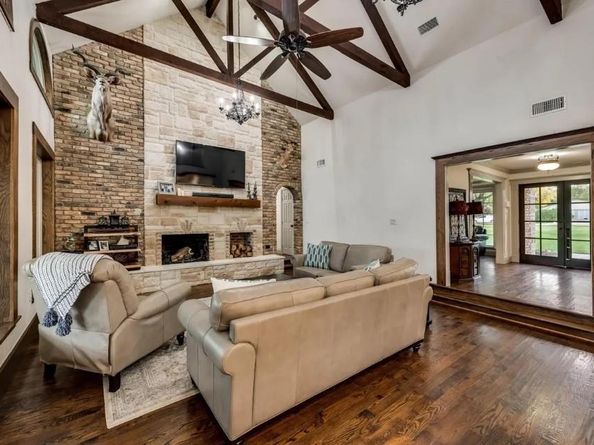 51  Stage Coach Road , Fort Worth Texas 76244