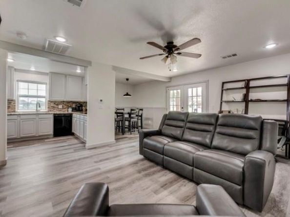 51  Stage Coach Road , Fort Worth Texas 76244