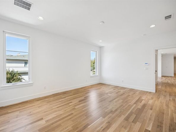 5600  Ellsworth Avenue , Dallas Texas 75206