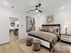 2417  Hooper Street , Dallas Texas 75215