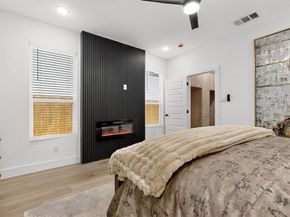 2417  Hooper Street , Dallas Texas 75215