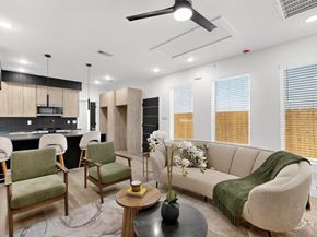 2417  Hooper Street , Dallas Texas 75215