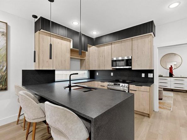 2417  Hooper Street , Dallas Texas 75215