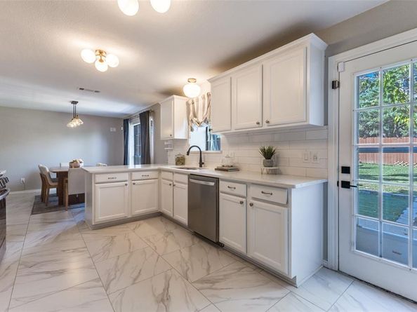 8209  Weatherly Drive , Rowlett Texas 75089