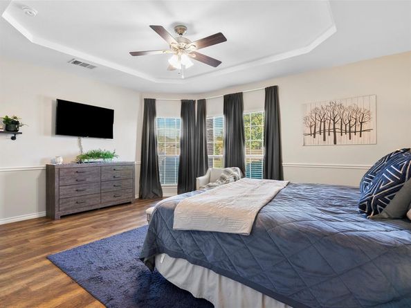 1616  Bassett Hound Drive , Fort Worth Texas 76052