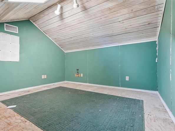 8026  Westover Drive , Dallas Texas 75231