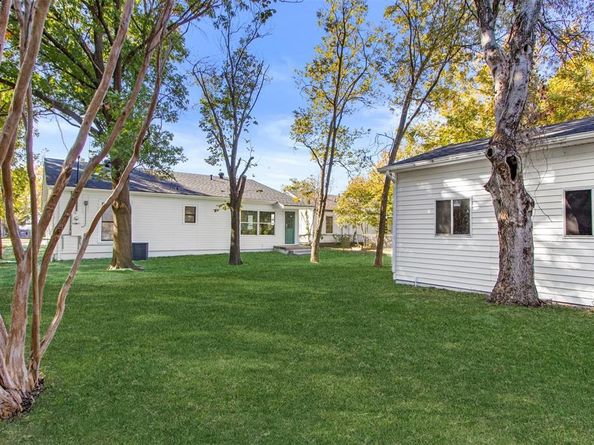 113 W State Street , Garland Texas 75040