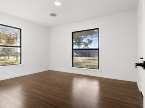 113 W State Street , Garland Texas 75040