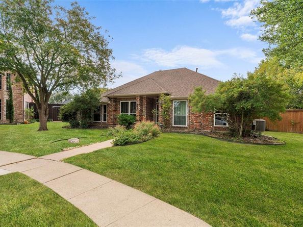 6306  Debbie Circle , Rowlett Texas 75089