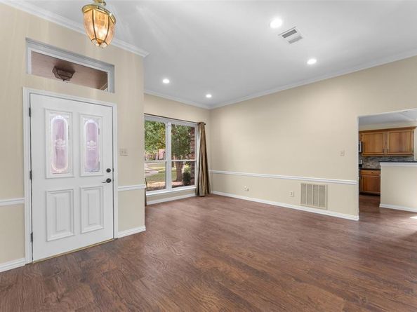 6306  Debbie Circle , Rowlett Texas 75089