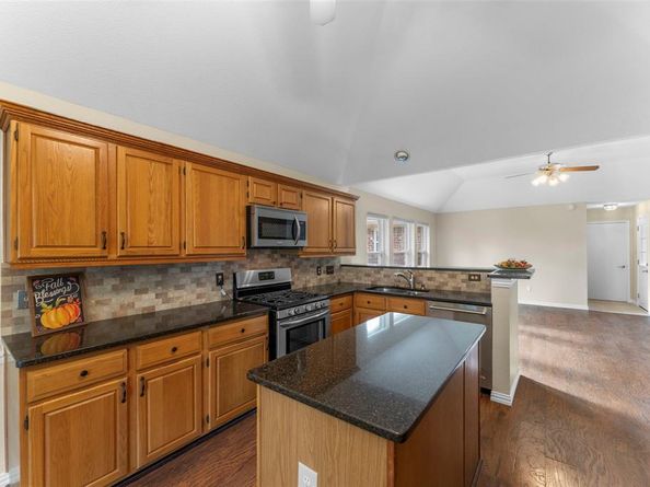 6306  Debbie Circle , Rowlett Texas 75089