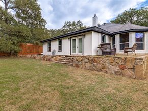 1217  Banks Street , River Oaks Texas 76114