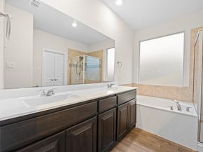 411  Skipper Lane , Azle Texas 76020