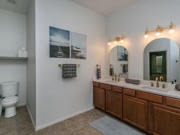 2615  Fox Creek Trail , Arlington Texas 76017