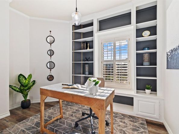 4134  Crossing Lane , Dallas Texas 75220