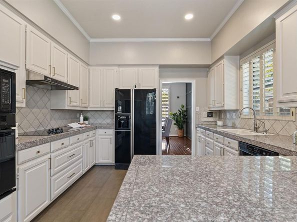 4134  Crossing Lane , Dallas Texas 75220