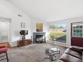 102  Gray Oak Court , Euless Texas 76039