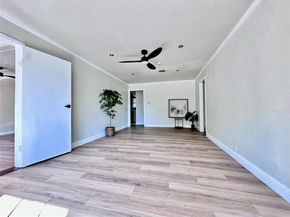 1015  Noble Avenue , Carrollton Texas 75006