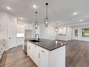 2075  Pine Grove Lane , Arlington Texas 76005