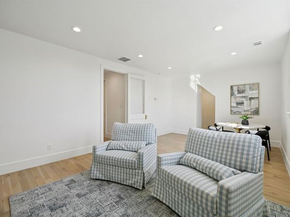 6047  Goodwin Avenue , Dallas Texas 75206