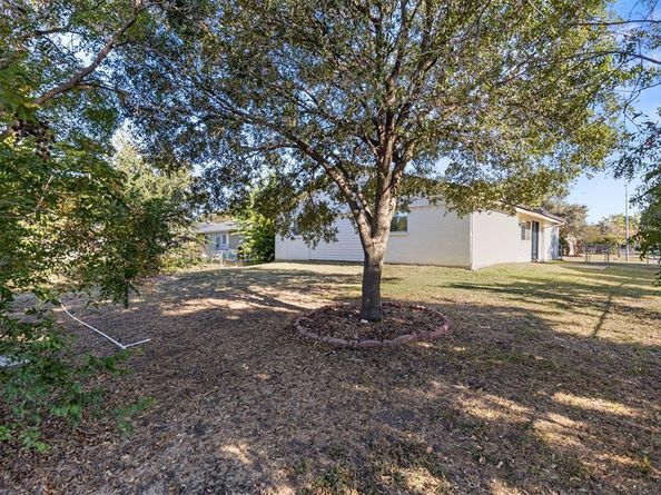2238  Lockwood Drive , Carrollton Texas 75007