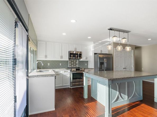 2238  Lockwood Drive , Carrollton Texas 75007