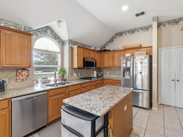 5001  Blanco Drive , Haltom City Texas 76137