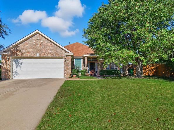 5001  Blanco Drive , Haltom City Texas 76137