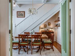 400 N Willomet Avenue , Dallas Texas 75208
