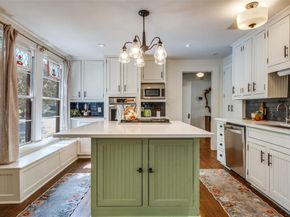 400 N Willomet Avenue , Dallas Texas 75208