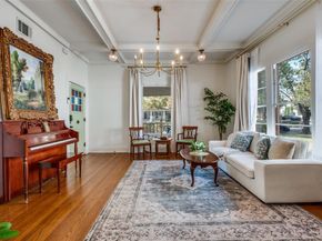 400 N Willomet Avenue , Dallas Texas 75208