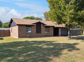 248  Mountain View Drive , Azle Texas 76020