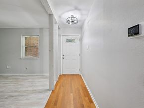 2604  Hollywood Drive , Arlington Texas 76013