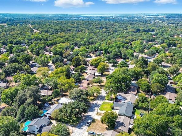 2604  Hollywood Drive , Arlington Texas 76013
