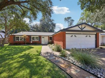 2604  Hollywood Drive 