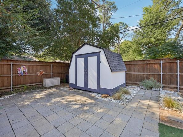 2604  Hollywood Drive , Arlington Texas 76013
