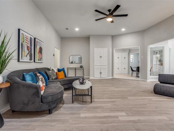 3918  Amy Avenue , Garland Texas 75043