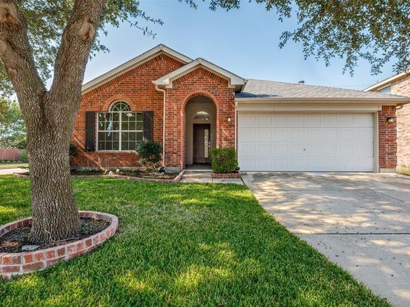 7383  Gallo  , Grand Prairie Texas 75054