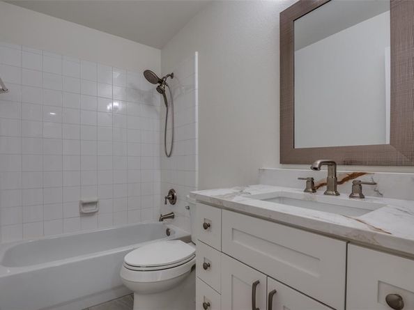 7383  Gallo  , Grand Prairie Texas 75054