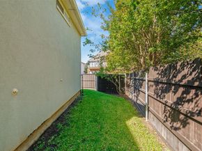 3321  Kendall Lane , Irving Texas 75062