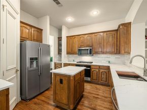 3321  Kendall Lane , Irving Texas 75062